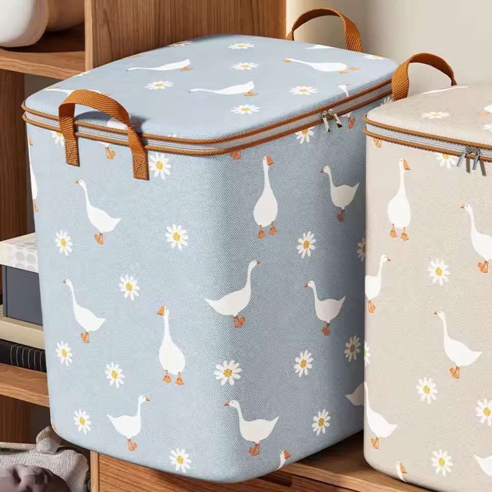 Winter Clothing Organizer - Tas Penyimpanan Daisy Goose Untuk Selimut